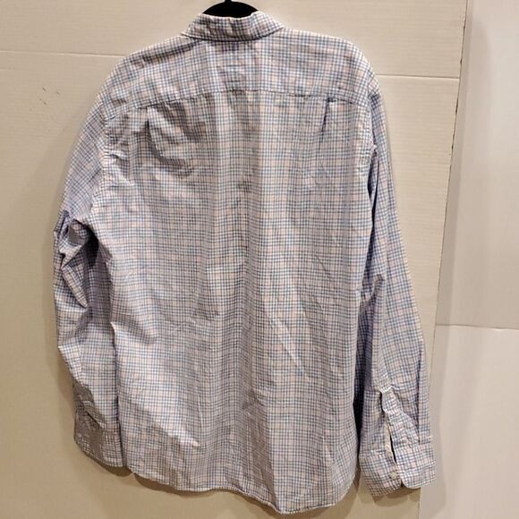 *** J. CREW "Classic" Checkered Shirt - Size Large *** - Picture 2 of 4